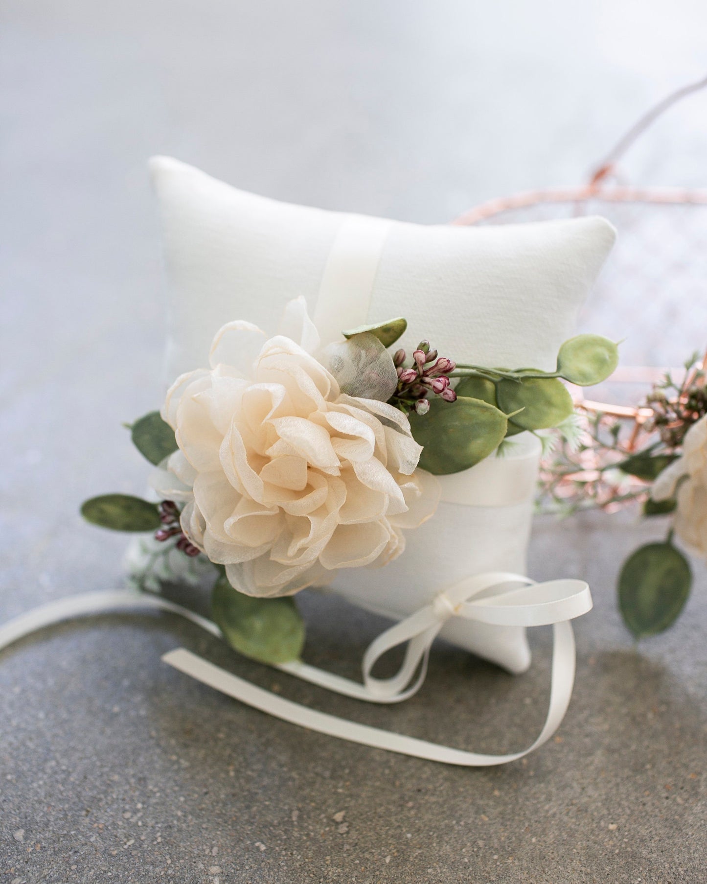 Willow Flower Girl Basket: Rustic Willow Wedding Decor