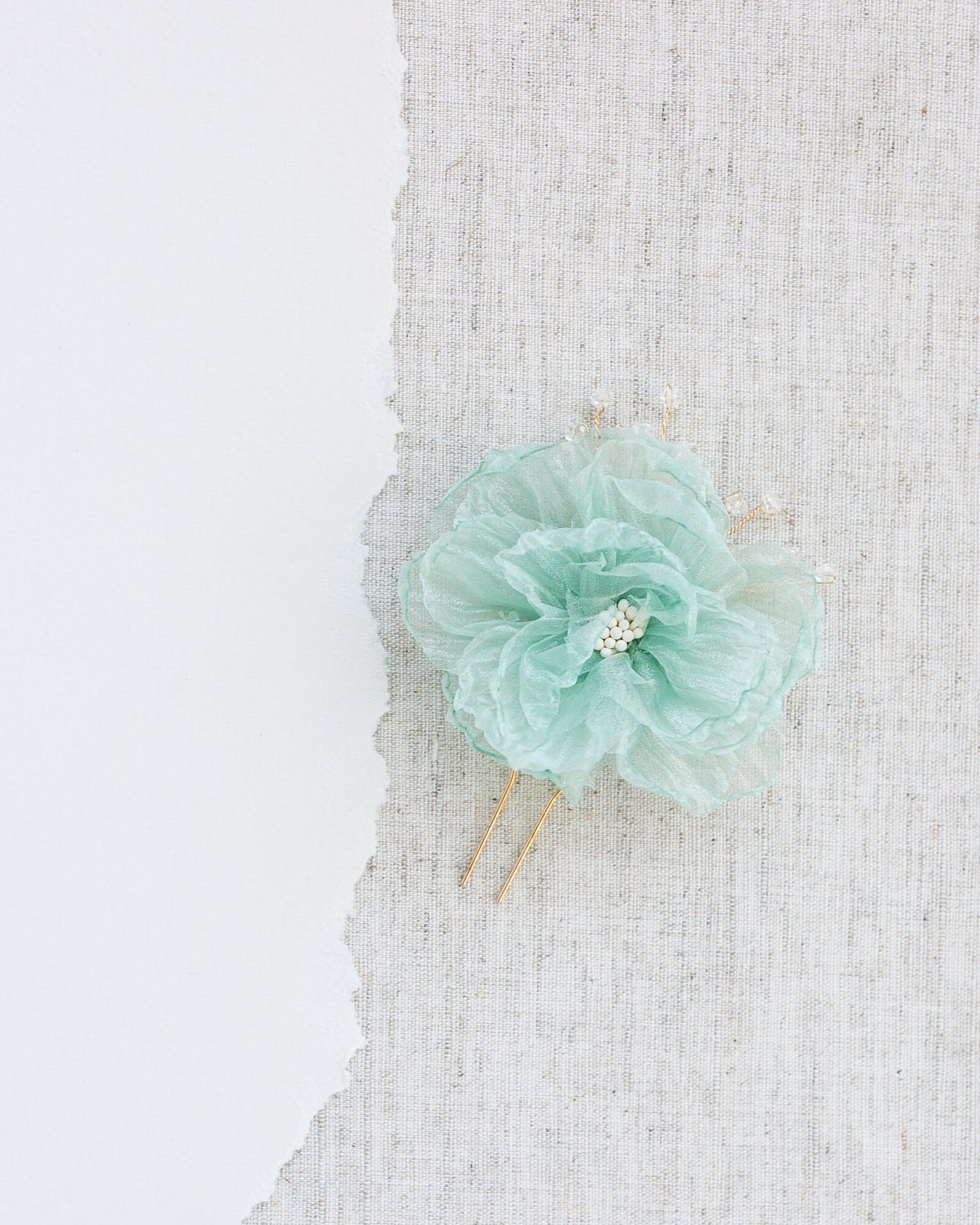 Crystal Flower Hair Pin: Gold Bridal Hair Accessory