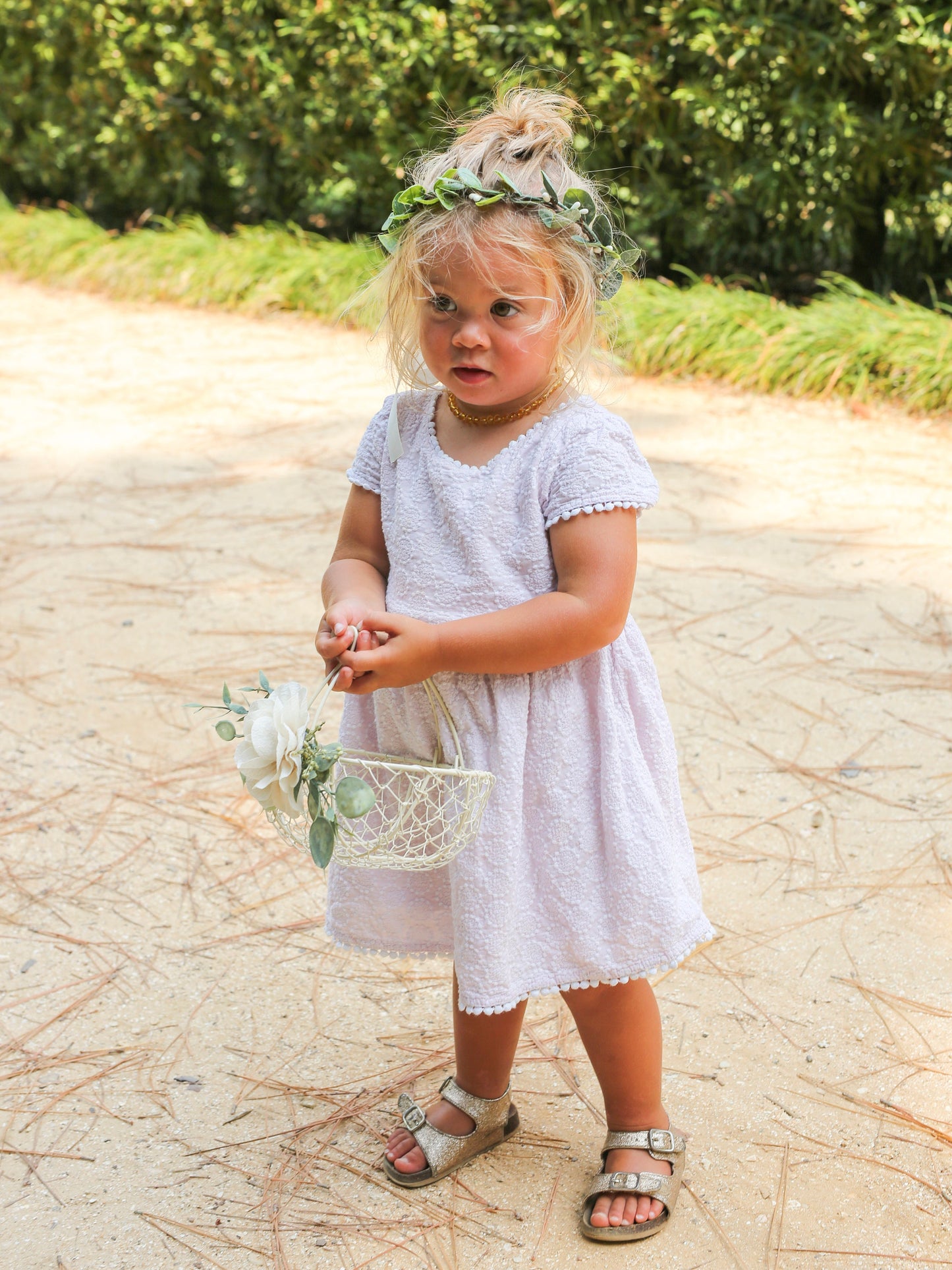 Maia Boho Flower Girl Basket: Rustic Wire Wedding Decor