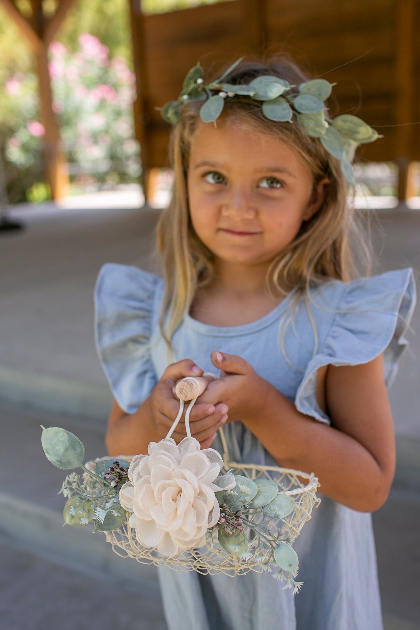 Willow Flower Girl Basket: Rustic Willow Wedding Decor