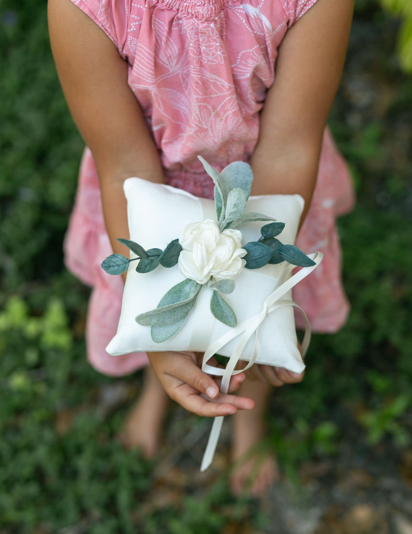 Grace Flower Girl Basket and Crown Set Decor