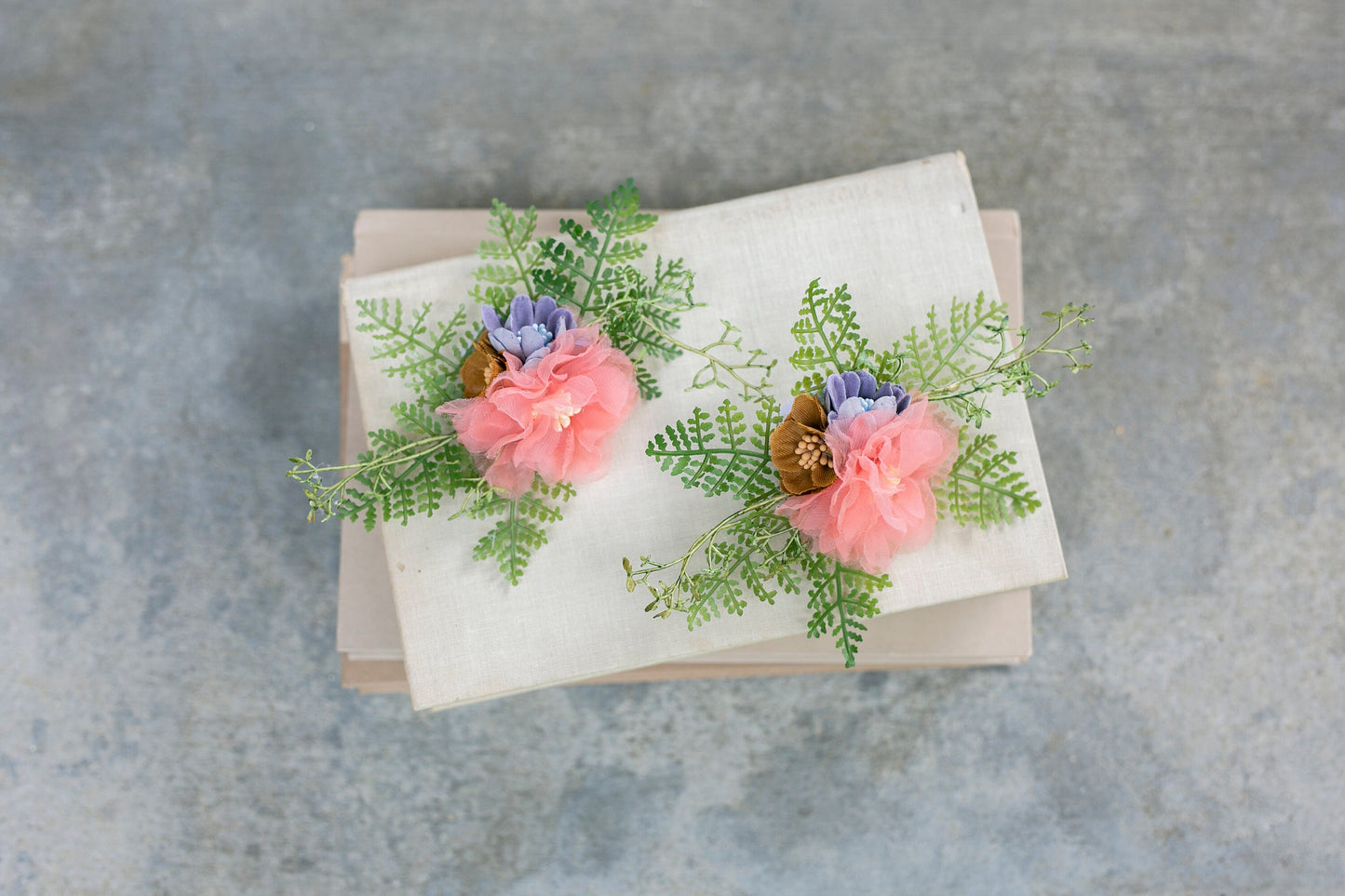 Wedding Dog Corsage, Floral Pet Collar Accessory for Dog Wedding Leash Decor, Attachable & Removable Collar Flower, Pet Bridal Floral Collar