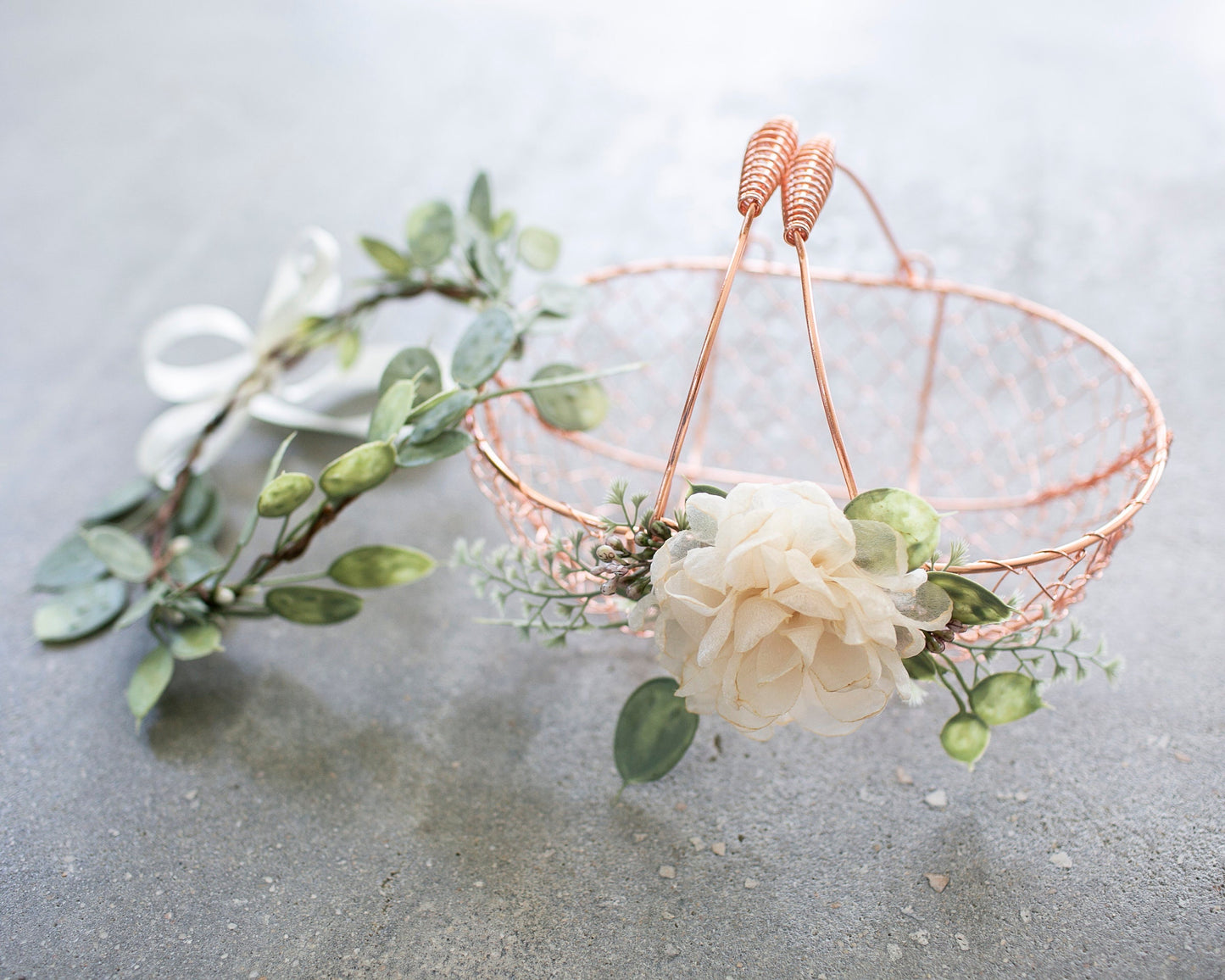 Willow Flower Girl Basket: Rustic Willow Wedding Decor