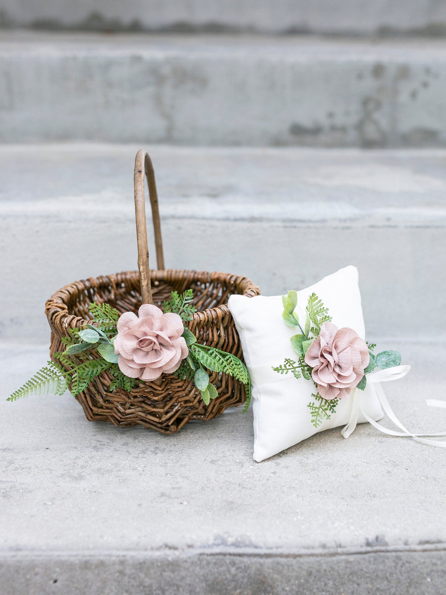 Boho Flower Girl Basket: Willow Wedding Decor with Ring Bearer Pillow