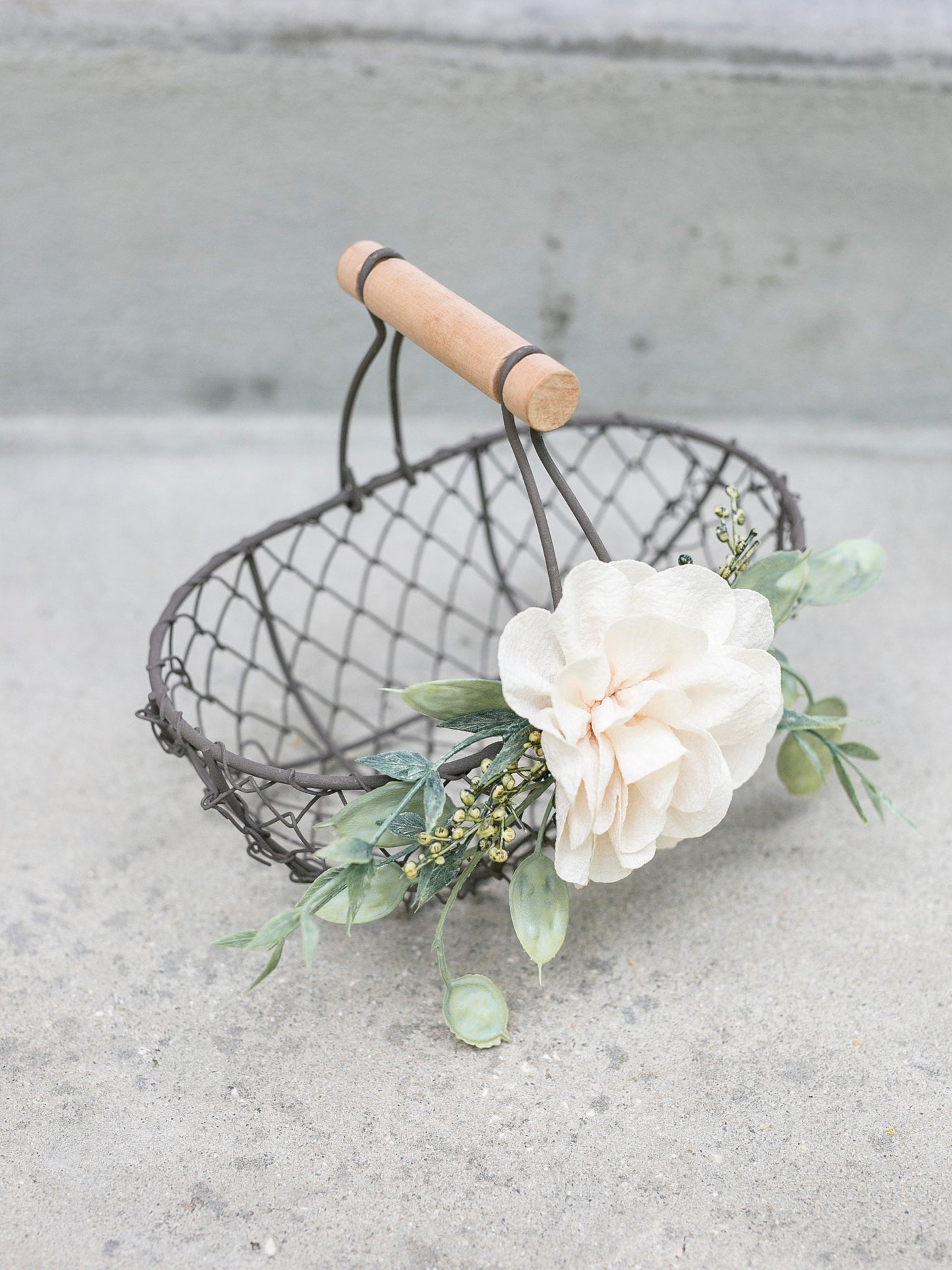 Marin Boho Flower Girl Basket | Rustic Bronze Wire, Mauve Rose