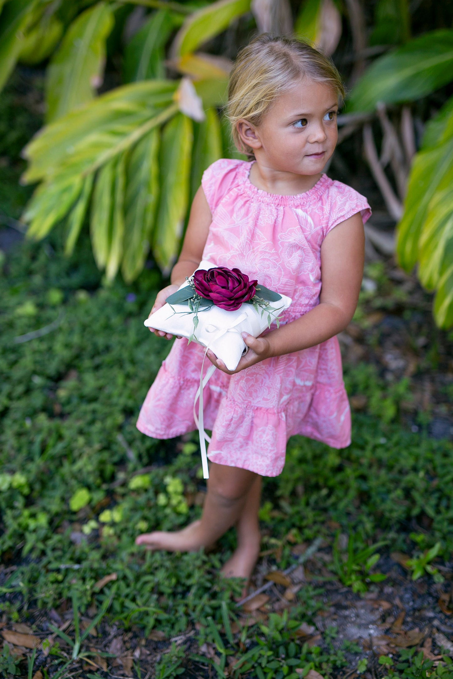 Red Rose Gold Flower Girl Basket: Glam Wedding Decor